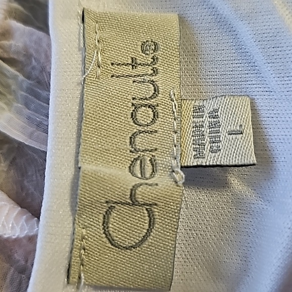 Chenaulto, Womens blouse size large.  Pink and white plaid. Flowie fabric. Sheer - Picture 8 of 10